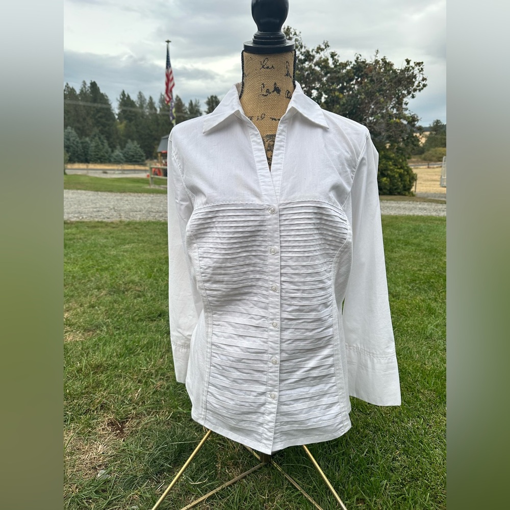 Zac & Rachel Ladies XL 3/4 Button White Dress Shirt
